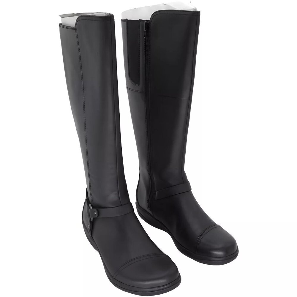 Clarks Women's Cheyn Lindie Leather Ortholite Tall leather boots Brand new